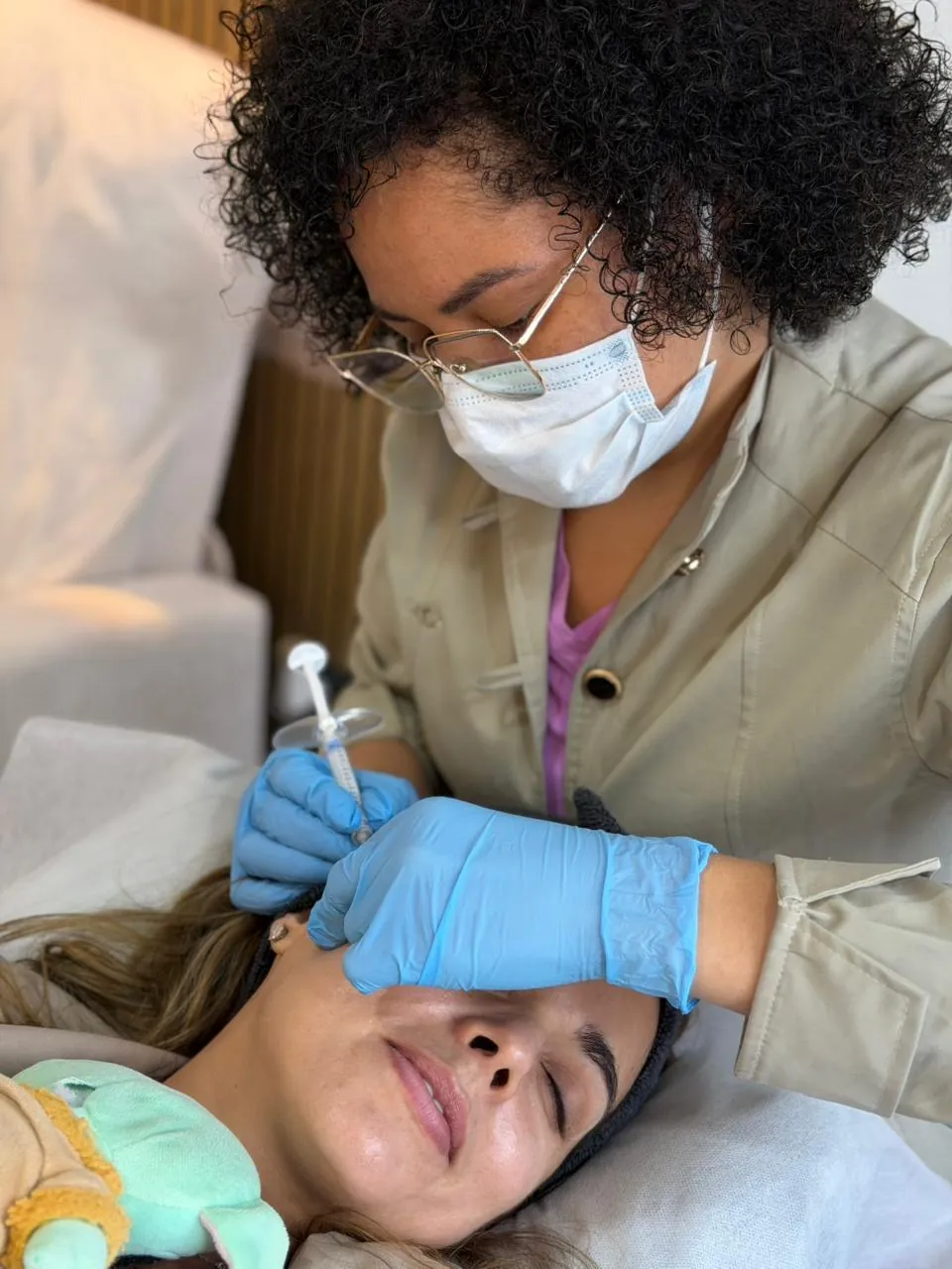 Resultados de Toxina Botulínica en área periocular - Dra. Erika Caballero